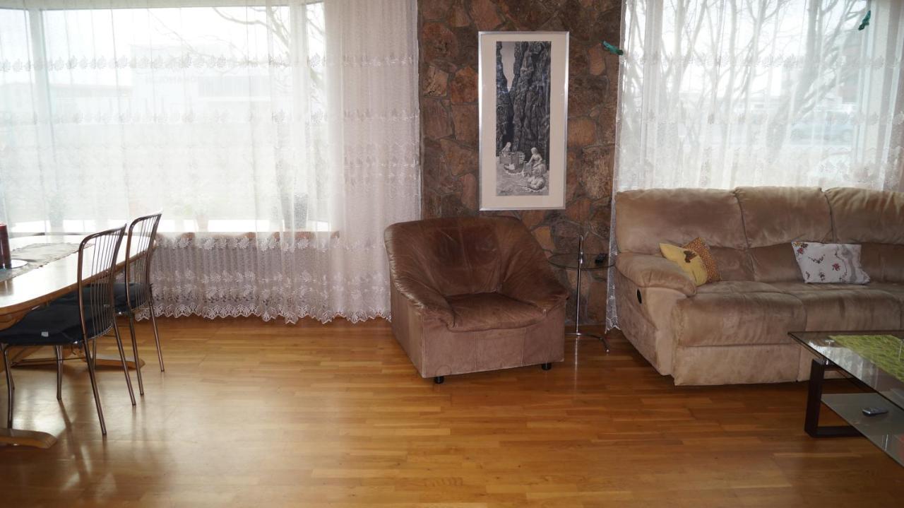 Twin Room With Shared Bathroom Njarthvik Екстериор снимка